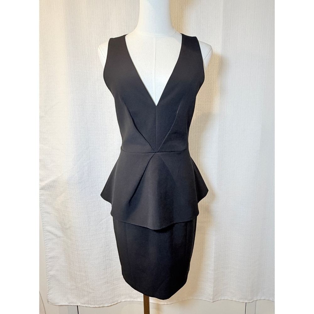 Blaque Label Final Showcase Black V-Neck Peplum Sheath Dress Small Excellent